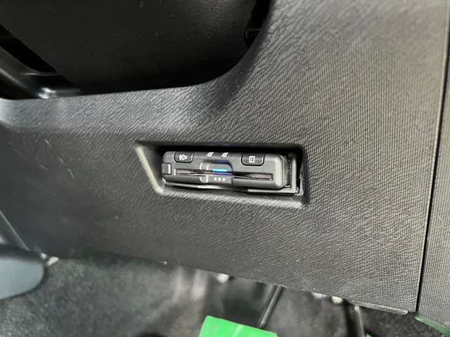 トヨタ アクア １．５ Ｇ R1年 (東北) 99