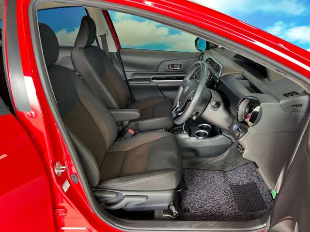 トヨタ アクア １．５ Ｇ R1年 (東北) 99