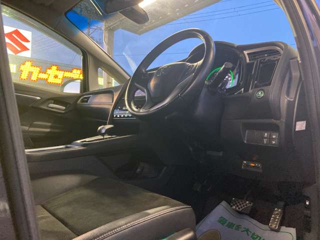 ホンダ シャトル １．５ ハイブリッド Ｘ ４ＷＤ H28年 (東北) 99