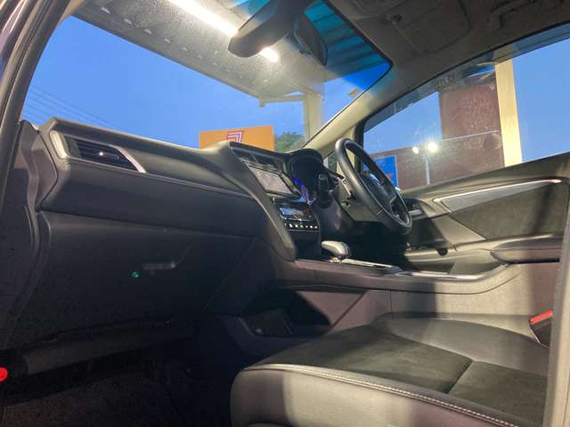 ホンダ シャトル １．５ ハイブリッド Ｘ ４ＷＤ H28年 (東北) 99