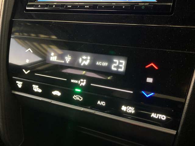 ホンダ シャトル １．５ ハイブリッド Ｘ ４ＷＤ H28年 (東北) 99