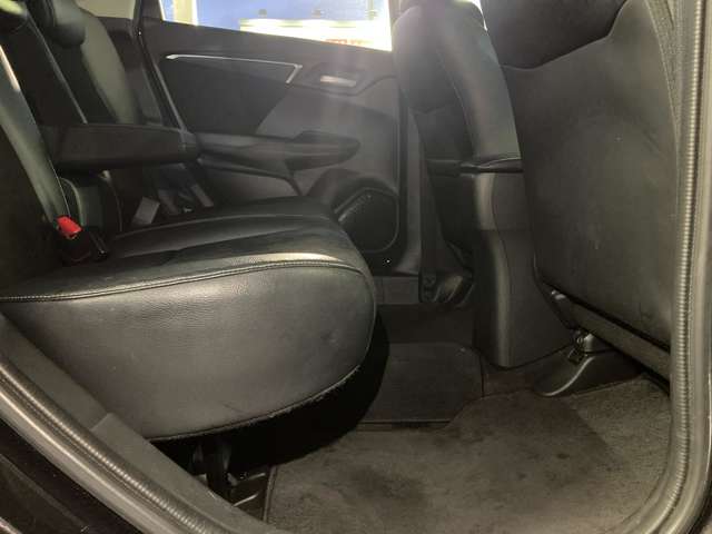 ホンダ シャトル １．５ ハイブリッド Ｘ ４ＷＤ H28年 (東北) 99