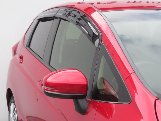 ホンダ フィット １．３ １３Ｇ Ｆ コンフォートエディション R1年 (関東) 99