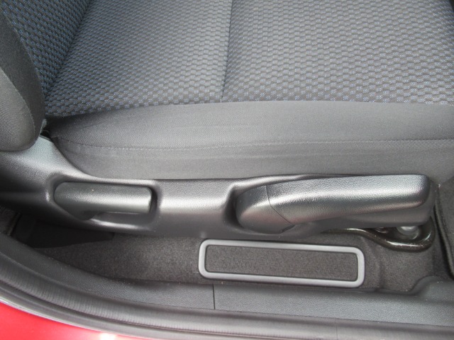 ホンダ フィット １．３ １３Ｇ Ｆ コンフォートエディション R1年 (関東) 99