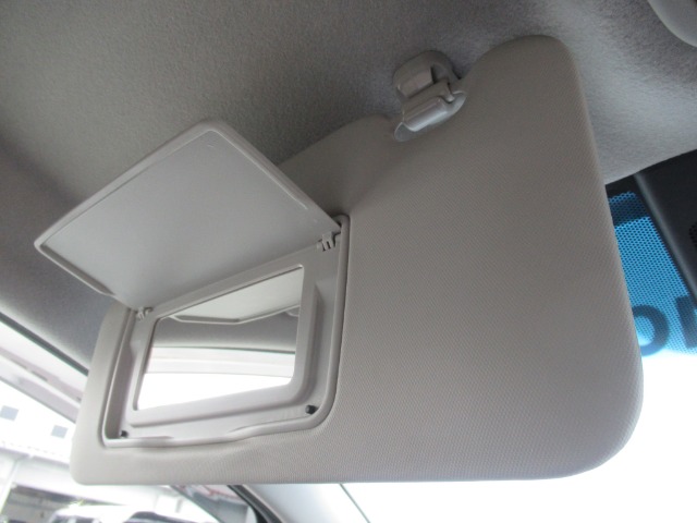 ホンダ フィット １．３ １３Ｇ Ｆ コンフォートエディション R1年 (関東) 99