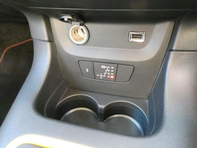 シトロエン Ｃ３ ＪＣＣ＋ R1年 (関東) 99