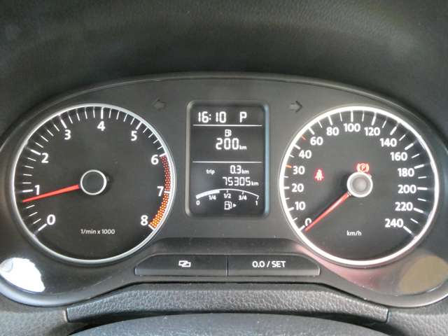 フォルクスワーゲン ポロ ＴＳＩ　ハイライン H23年 (関東) 99