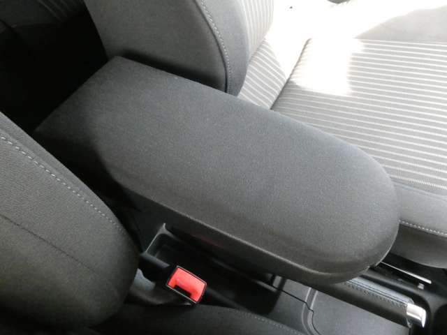 フォルクスワーゲン ポロ ＴＳＩ　ハイライン H23年 (関東) 99