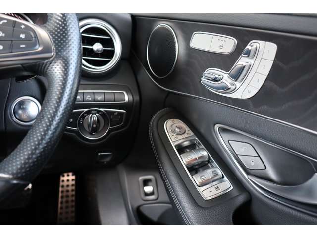 メルセデスベンツ Ｃクラスワゴン Ｃ２００ スポーツ H29年 (近畿) 99