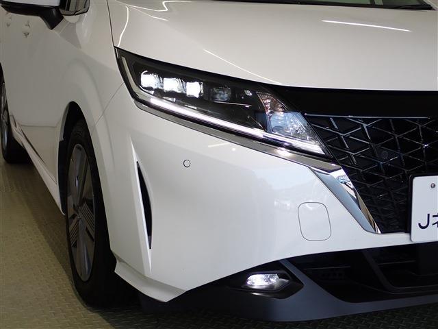 日産 ノート １．２ Ｘ R4年 (関東) 99