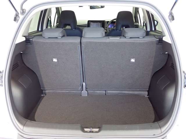 日産 ノート １．２ Ｘ R4年 (関東) 99