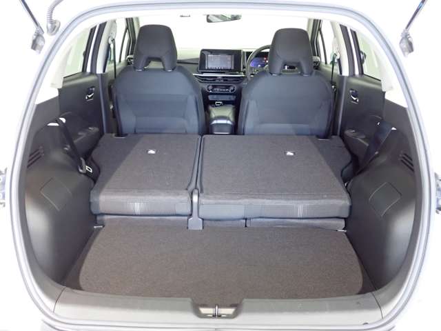 日産 ノート １．２ Ｘ R4年 (関東) 99