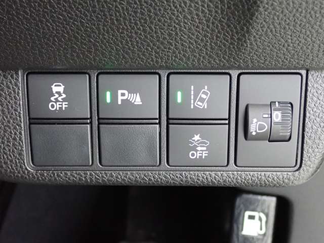 ホンダ Ｎ−ＯＮＥ ６６０ プレミアム R4年 (関東) 99