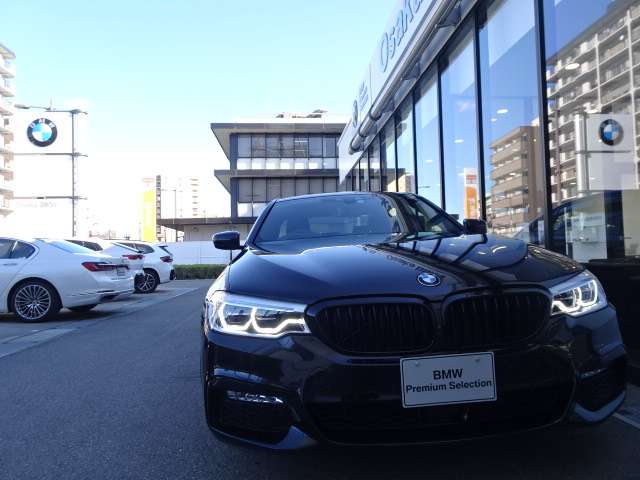 ＢＭＷ ５シリーズ ５２３ｉ　Ｍスポーツ R1年 (近畿) 99