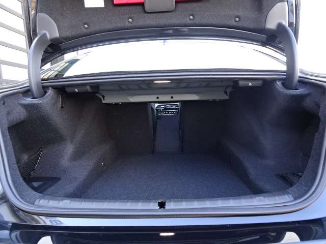 ＢＭＷ ５シリーズ ５２３ｉ　Ｍスポーツ R1年 (近畿) 99