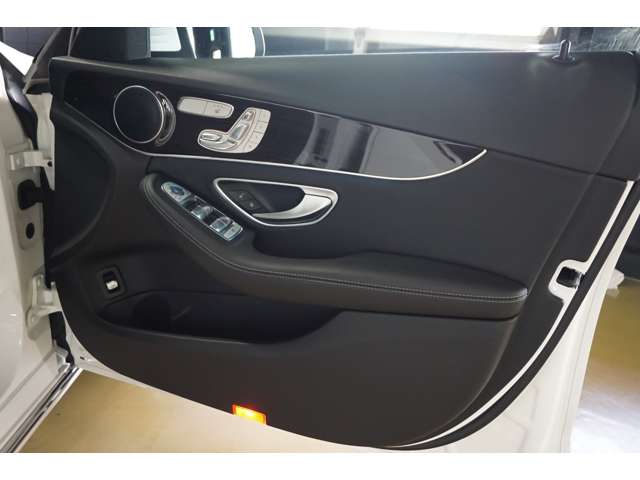 メルセデスベンツ Ｃクラスワゴン Ｃ２００ ４マチック アバンギャルド ４ＷＤ H29年 (北海道) 99