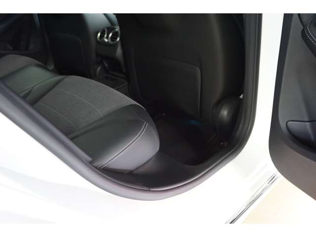 メルセデスベンツ Ｃクラスワゴン Ｃ２００ ４マチック アバンギャルド ４ＷＤ H29年 (北海道) 99