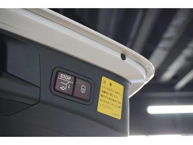 メルセデスベンツ Ｃクラスワゴン Ｃ２００ ４マチック アバンギャルド ４ＷＤ H29年 (北海道) 99