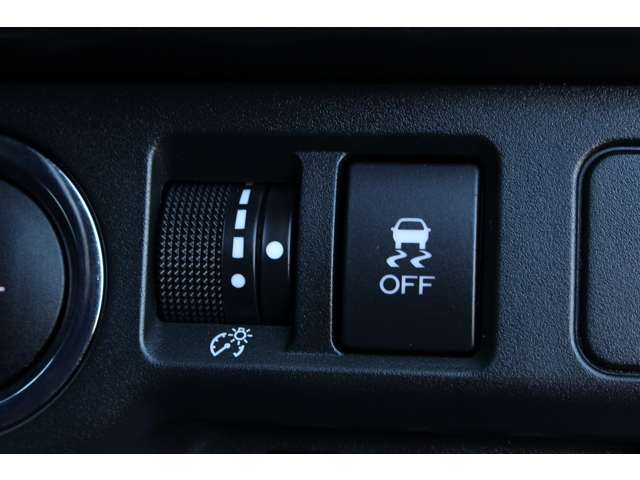 スバル レヴォーグ １．６ ＳＴＩ スポーツ アイサイト ４ＷＤ H29年 (関東) 99