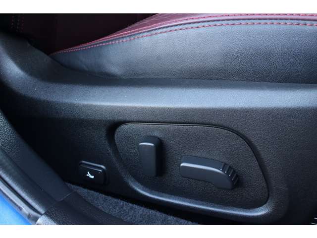 スバル レヴォーグ １．６ ＳＴＩ スポーツ アイサイト ４ＷＤ H29年 (関東) 99