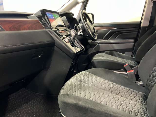 三菱 デリカ　Ｄ：５ ２．２ Ｐ ディーゼルターボ ４ＷＤ R4年 (北海道) 99