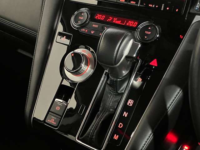 三菱 デリカ　Ｄ：５ ２．２ Ｐ ディーゼルターボ ４ＷＤ R4年 (北海道) 99