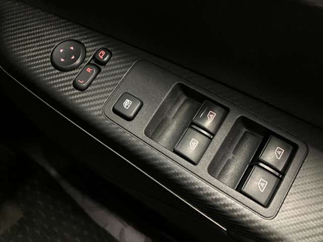 三菱 デリカ　Ｄ：５ ２．２ Ｐ ディーゼルターボ ４ＷＤ R4年 (北海道) 99