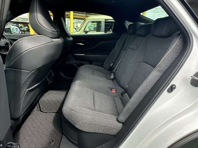 トヨタ クラウン　クロスオーバー　ハイブリッド ２．５ Ｇ Ｅ－ＦＯＵＲ ４ＷＤ R5年 (東海) 99