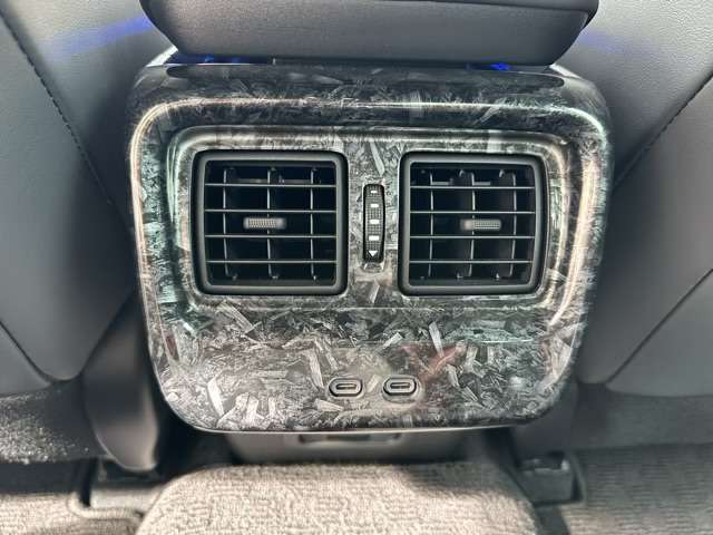 トヨタ クラウン　クロスオーバー　ハイブリッド ２．５ Ｇ Ｅ－ＦＯＵＲ ４ＷＤ R5年 (東海) 99