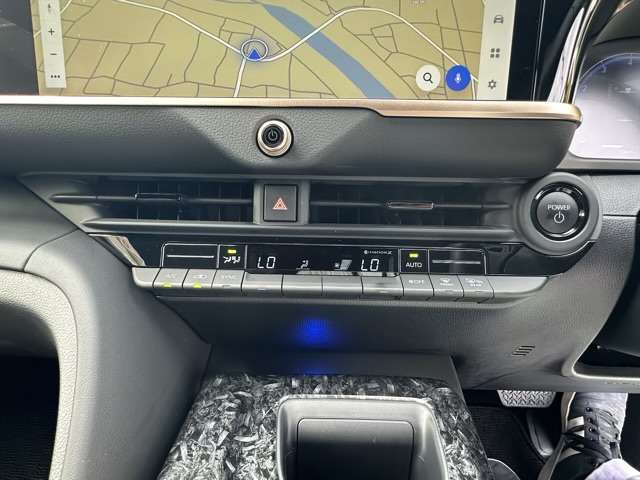 トヨタ クラウン　クロスオーバー　ハイブリッド ２．５ Ｇ Ｅ－ＦＯＵＲ ４ＷＤ R5年 (東海) 99