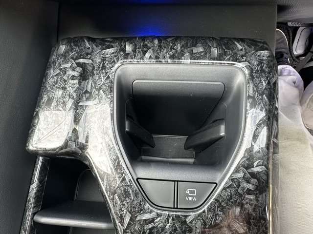 トヨタ クラウン　クロスオーバー　ハイブリッド ２．５ Ｇ Ｅ－ＦＯＵＲ ４ＷＤ R5年 (東海) 99