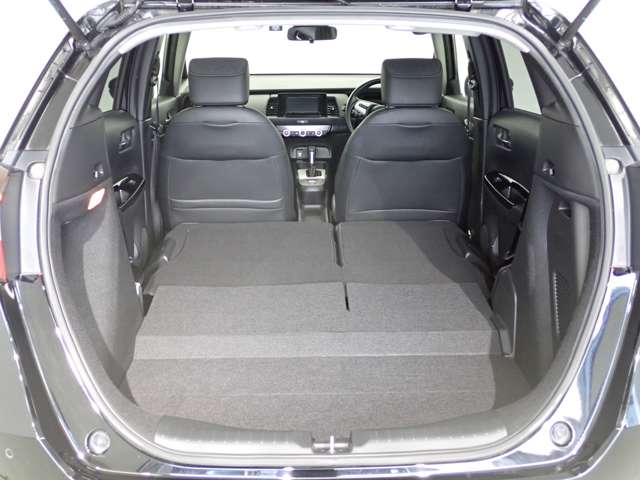 ホンダ フィット　ハイブリッド １．５ Ｅ：ＨＥＶ ホーム R2年 (関東) 99