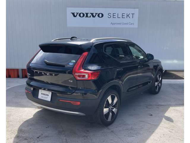 ボルボ ＸＣ４０ Ｔ４ ＡＷＤ モメンタム ４ＷＤ R2年 (関東) 99