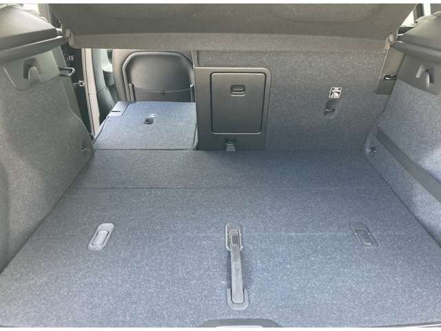 ボルボ ＸＣ４０ Ｔ４ ＡＷＤ モメンタム ４ＷＤ R2年 (関東) 99