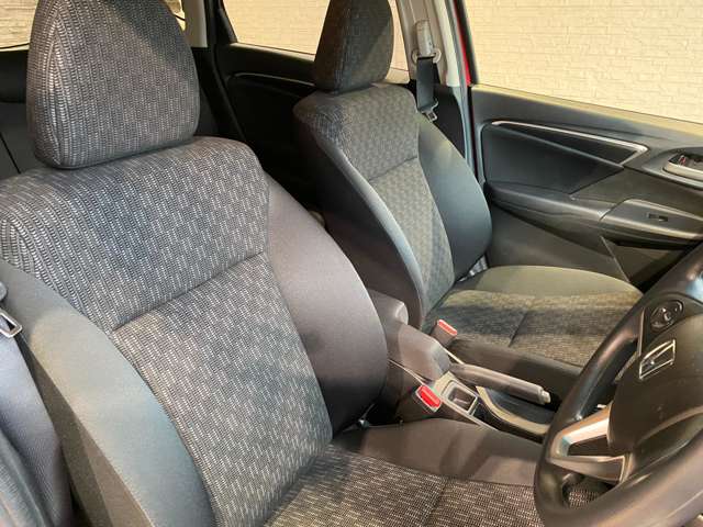 ホンダ フィット １．３ １３Ｇ Ｆ H29年 (九州・沖縄) 99