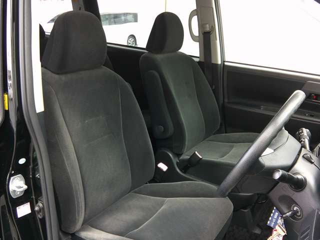 トヨタ ヴォクシー ２．０ トランスＸ H23年 (関東) 99