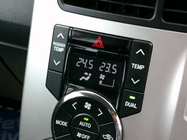 トヨタ ヴォクシー ２．０ トランスＸ H23年 (関東) 99