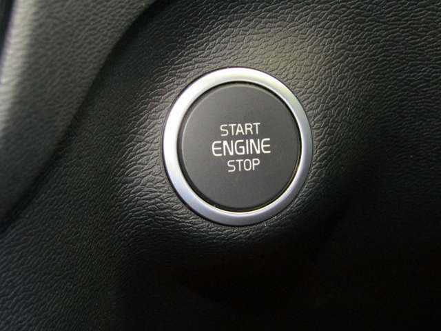 ボルボ ＸＣ４０ Ｔ４ ＡＷＤ Ｒデザイン ４ＷＤ R2年 (関東) 99