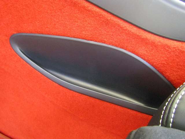 ボルボ ＸＣ４０ Ｔ４ ＡＷＤ Ｒデザイン ４ＷＤ R2年 (関東) 99