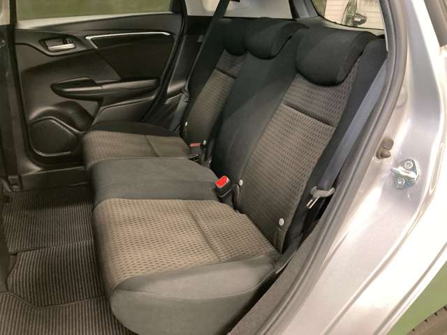 ホンダ フィット　ハイブリッド １．５ ハイブリッド Ｆ ４ＷＤ H30年 (北海道) 99