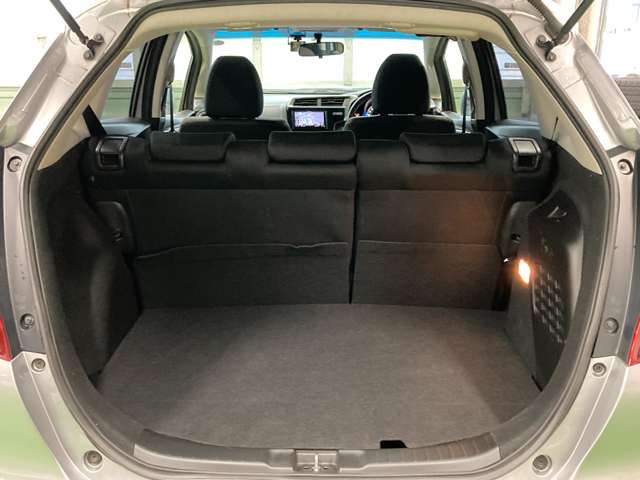 ホンダ フィット　ハイブリッド １．５ ハイブリッド Ｆ ４ＷＤ H30年 (北海道) 99