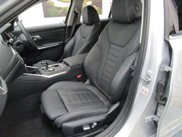 ＢＭＷ ３シリーズ ３１８Ｉ ４０ＴＨ アニバーサリー エディション R3年 (近畿) 99