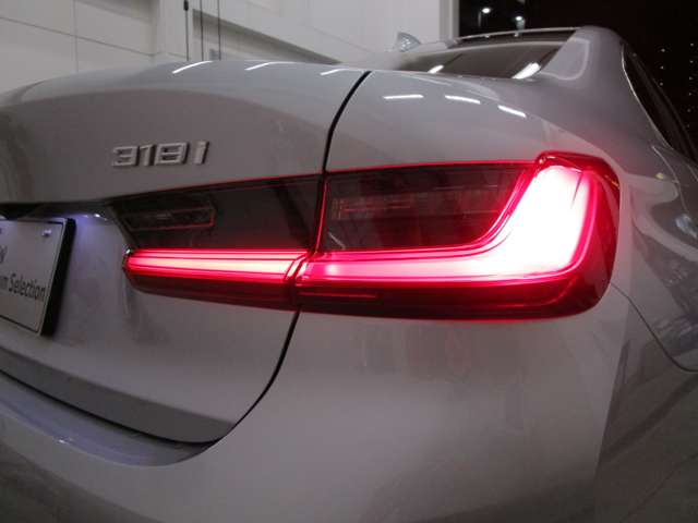 ＢＭＷ ３シリーズ ３１８Ｉ ４０ＴＨ アニバーサリー エディション R3年 (近畿) 99