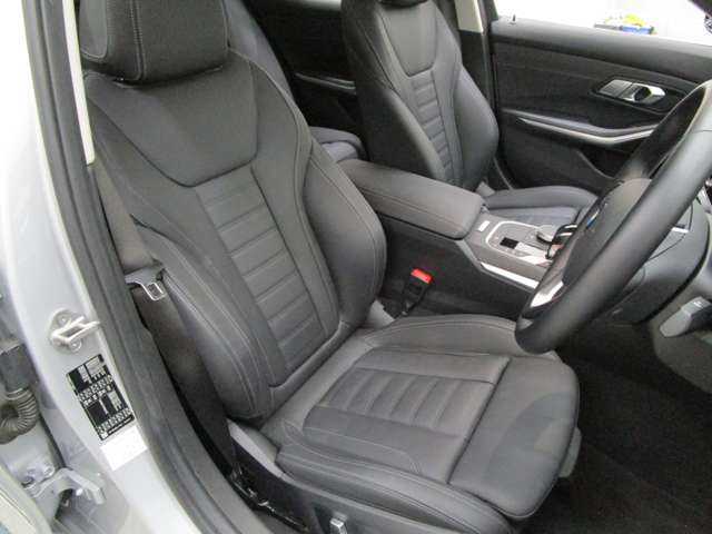 ＢＭＷ ３シリーズ ３１８Ｉ ４０ＴＨ アニバーサリー エディション R3年 (近畿) 99