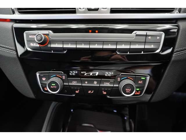 ＢＭＷ Ｘ１ Ｘドライブ １８Ｄ Ｘライン ４ＷＤ R4年 (近畿) 99