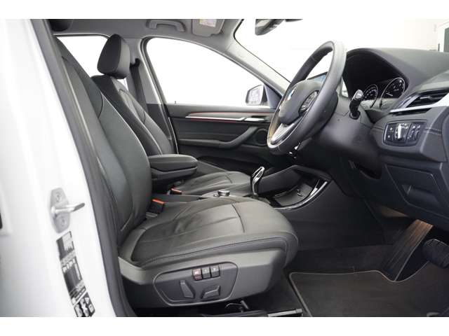 ＢＭＷ Ｘ１ Ｘドライブ １８Ｄ Ｘライン ４ＷＤ R4年 (近畿) 99