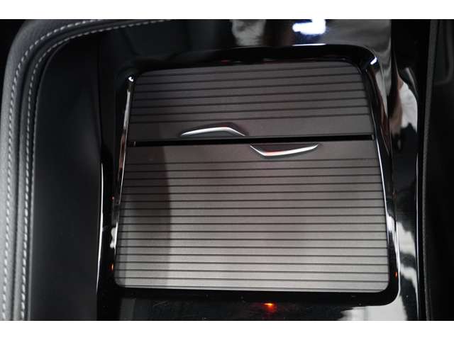 ＢＭＷ Ｘ１ Ｘドライブ １８Ｄ Ｘライン ４ＷＤ R4年 (近畿) 99