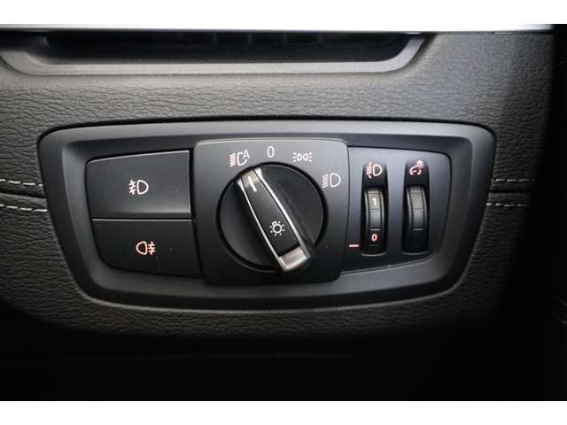 ＢＭＷ Ｘ１ Ｘドライブ １８Ｄ Ｘライン ４ＷＤ R4年 (近畿) 99