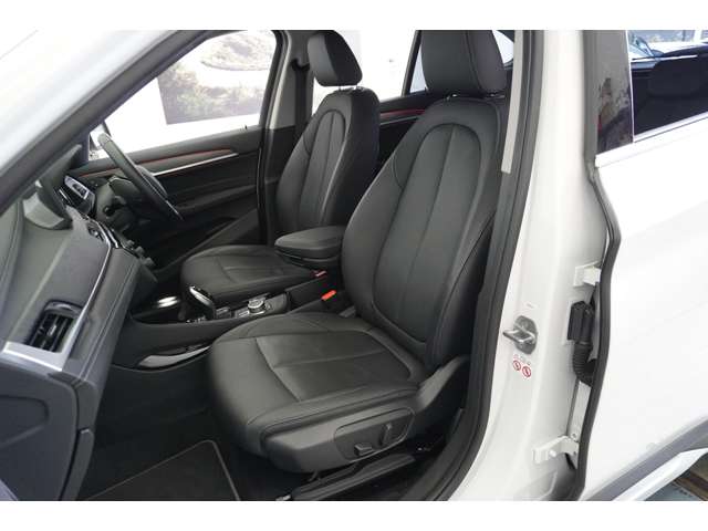 ＢＭＷ Ｘ１ Ｘドライブ １８Ｄ Ｘライン ４ＷＤ R4年 (近畿) 99