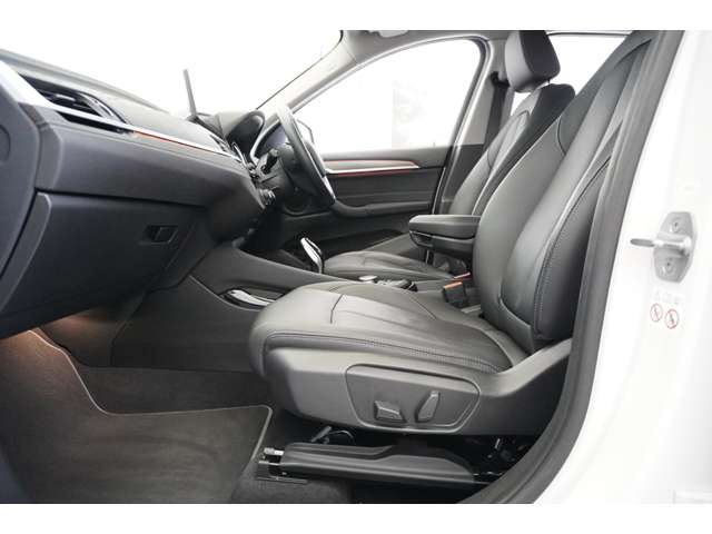 ＢＭＷ Ｘ１ Ｘドライブ １８Ｄ Ｘライン ４ＷＤ R4年 (近畿) 99